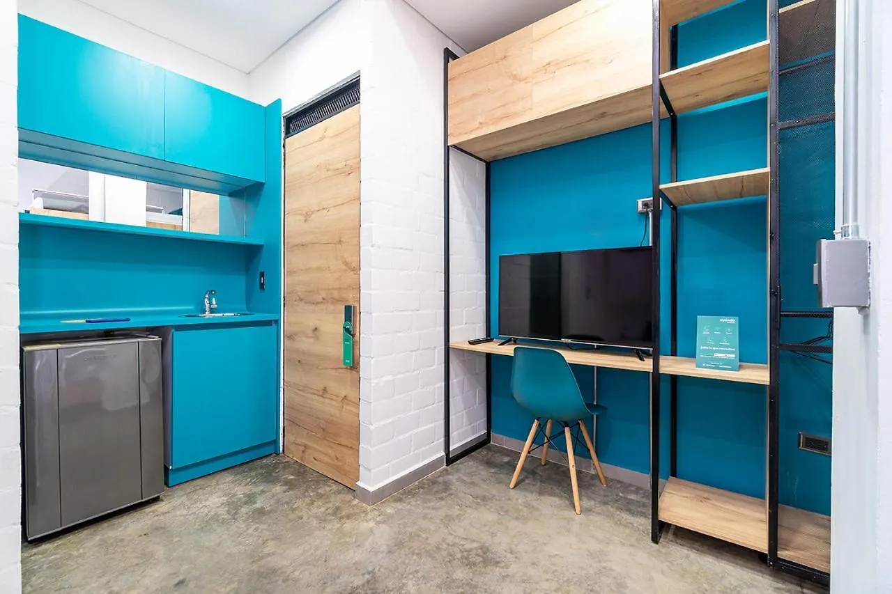 Hotel Ayenda Living Box Cali