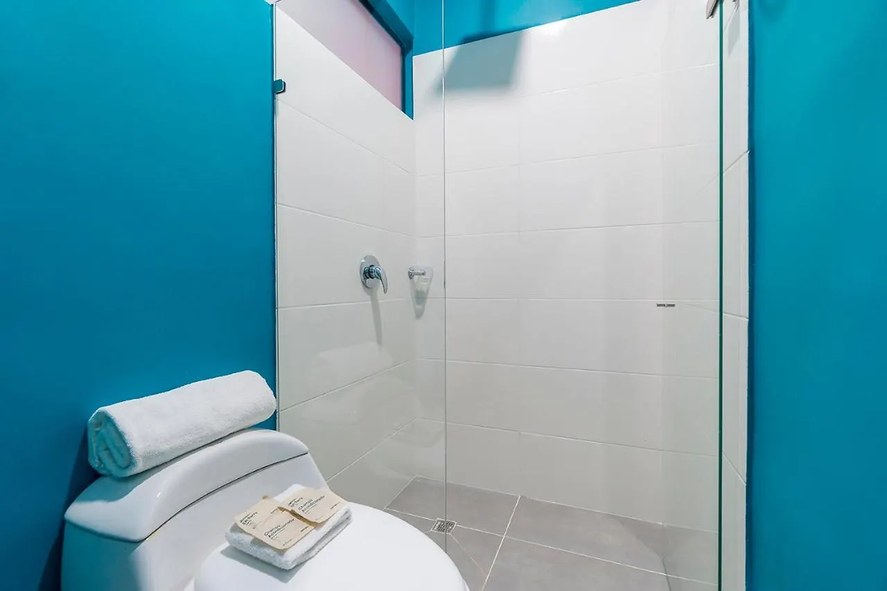 Hotel Ayenda Living Box Cali